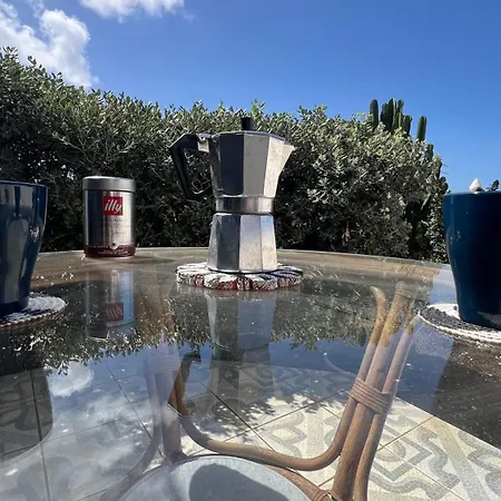 Appartamento Jacaranda Garden Retreat